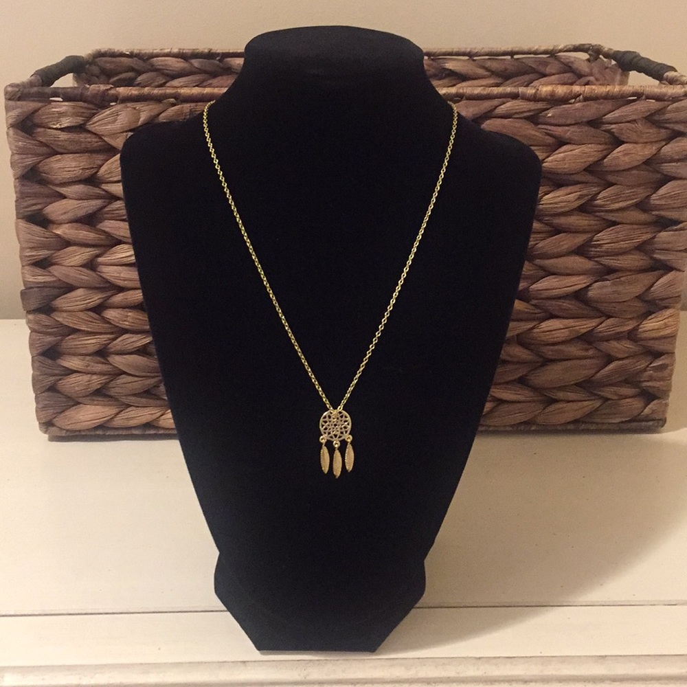 🟥3/$15 Boho Dream Catcher necklace